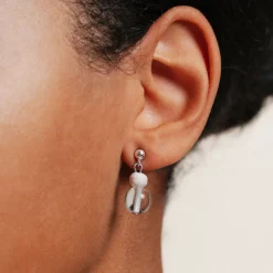 Outlet Aarikka Vilkas Earrings, ecru ${1}