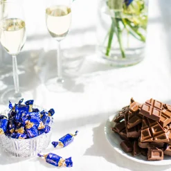 Hot Fazer Milk Chocolate Box (150g) ${1}