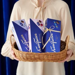 Fashion Fazer Milk Chocolate Box (270g) ${1}