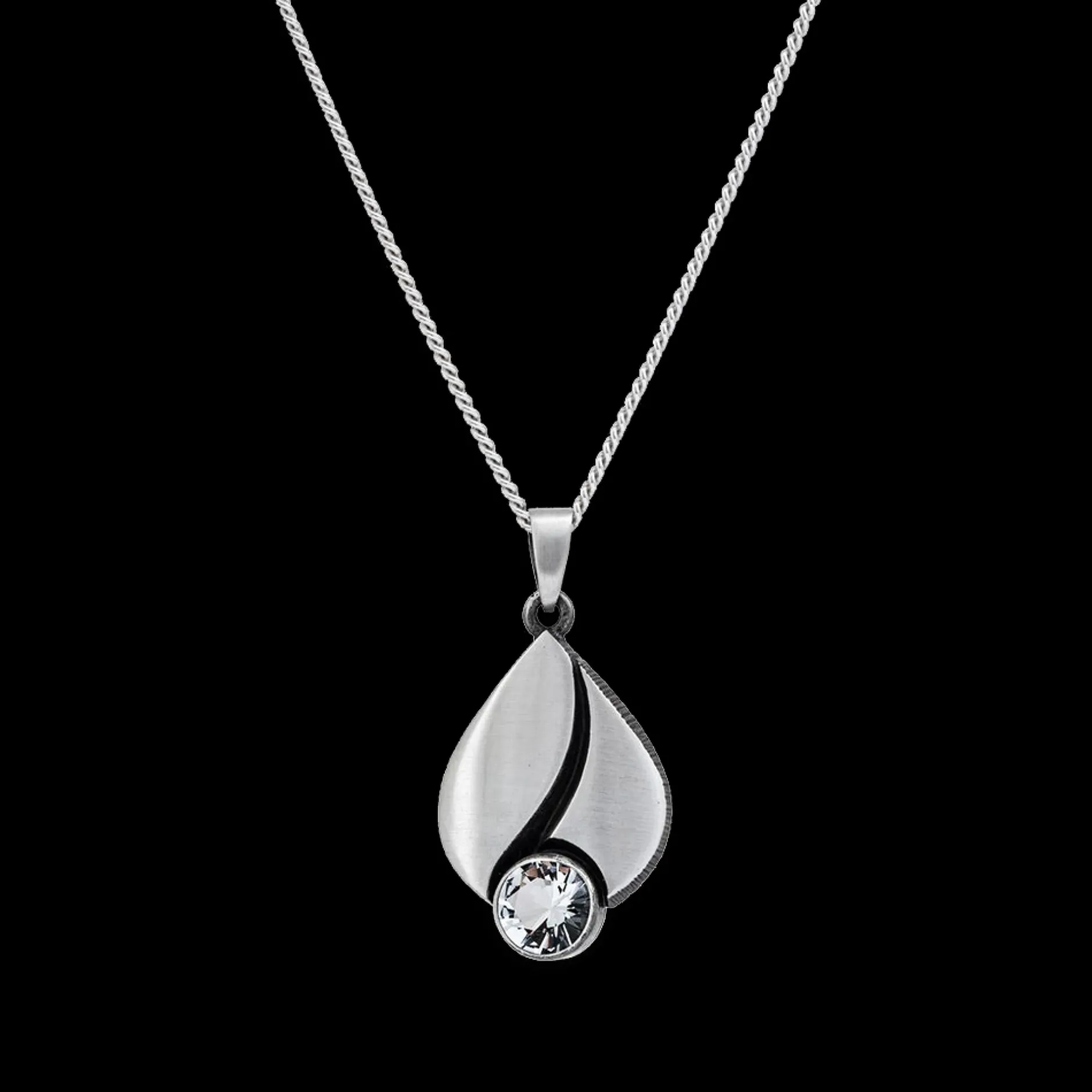 Fashion FinnFeelings Classic Rock Crystal Necklace ${1}