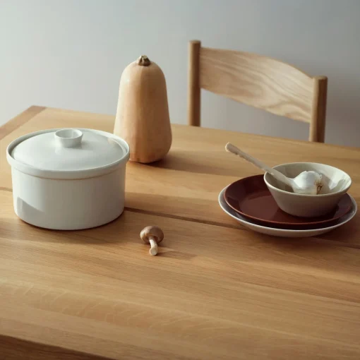 Hot iittala Teema White Pot w/ Lid ${1}