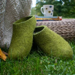 Outlet Lahtiset Felt Slippers w/ Rubber Sole, Lime Green ${1}