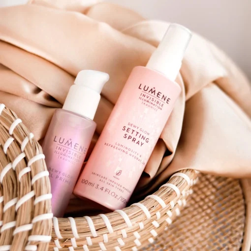 Fashion Lumene Invisible Illumination Dewy Glow Setting Spray ${1}