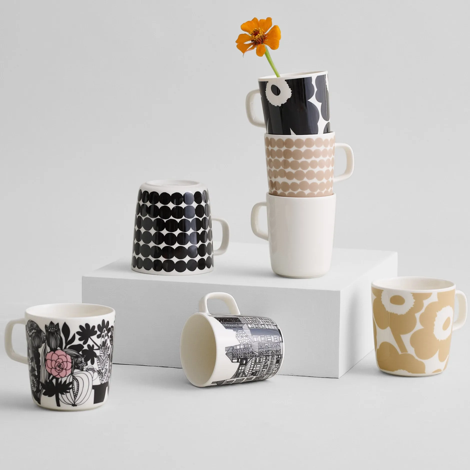 Online Marimekko Siirtolapuutarha Large Mug, white/black/pink ${1}