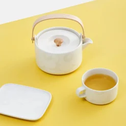 Outlet Marimekko Unikko Teacup, off-white/white ${1}